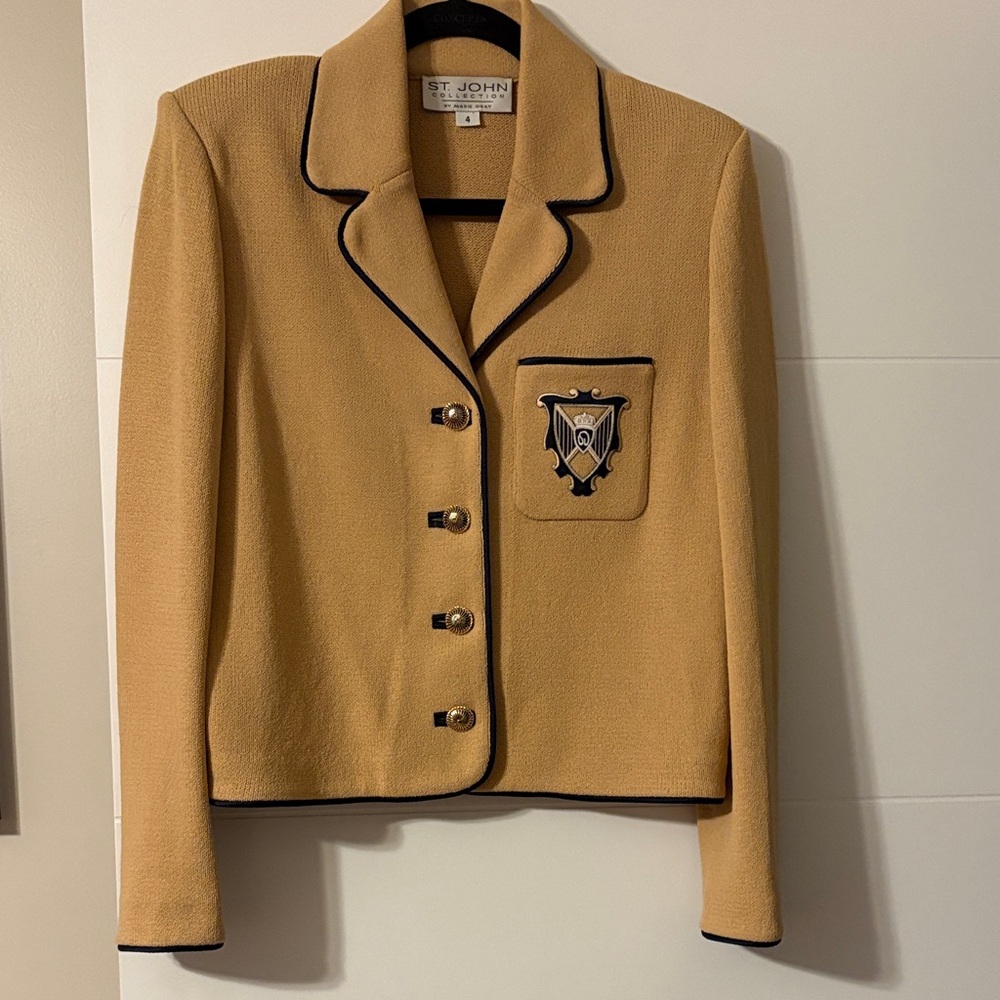 St. John Tan/ Black Blazer Sz4 NICE!